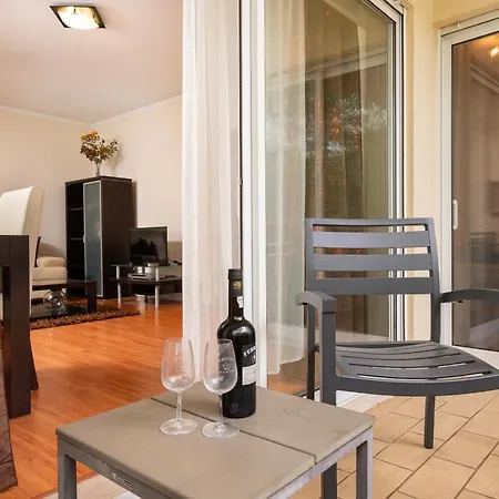 Jazz & Silvia - Excelente Localizacao Em Albufeira, Apenas A 5 Min Da Dos Pescadores Apartment *