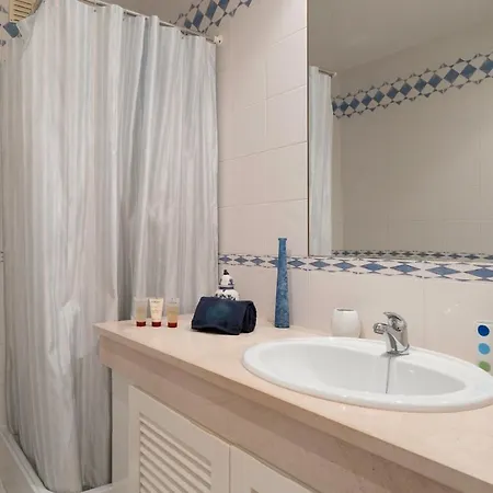 Jazz & Silvia - Excelente Localizacao Em Albufeira, Apenas A 5 Min Da Dos Pescadores Apartment Albufeira