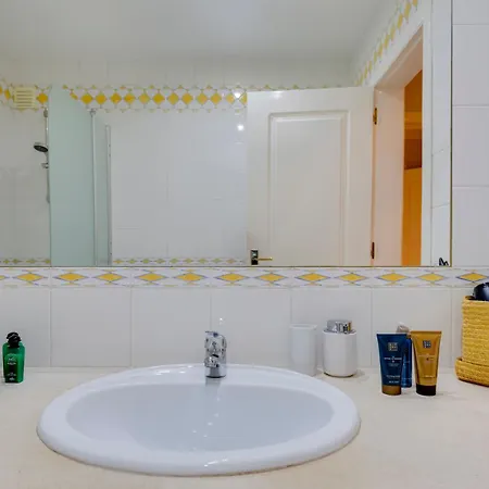 Jazz & Silvia - Moderno & Apenas A 5 Min Da Dos Pescadores Lejlighed *