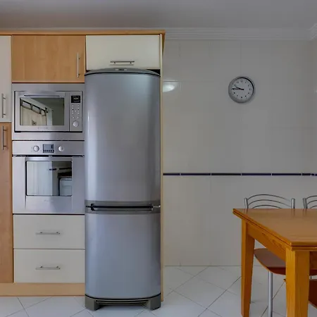 Jazz & Silvia - Moderno & Apenas A 5 Min Da Dos Pescadores * אלבופיירה